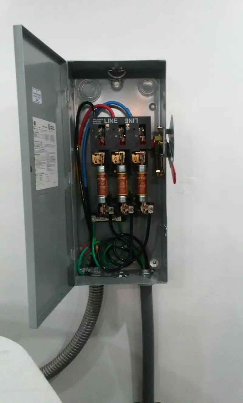 Three-phase disconnect switch installed for Electrical Wiring & Rewiring in West Richland